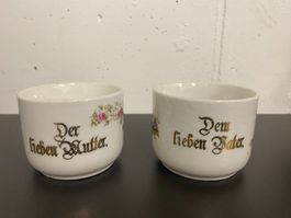 Porzellantassen antik - 2 Stück - Aufschrift Mutter / Vater