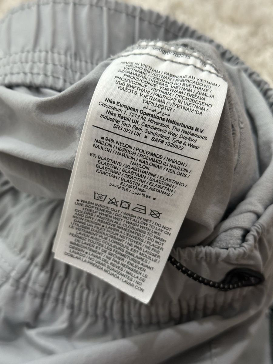 Nike Pantaloni: Nike Hose Gr.S – Usato da Bern venduto da BrandVilla 6