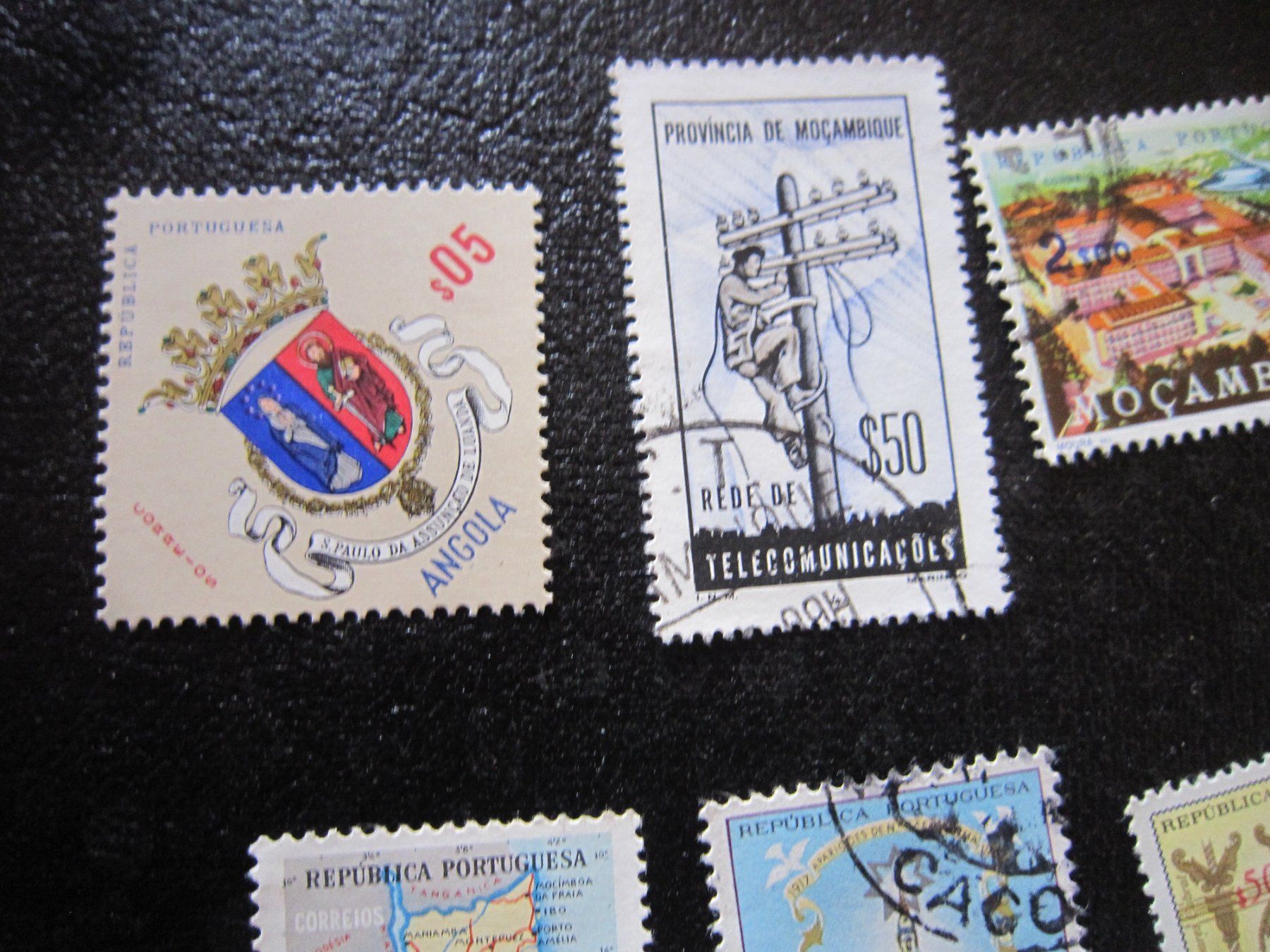 Tutti i francobolli: Schöne Marken Portugal, Angola, ecc – Usato da Giubiasco venduto da sal_9j6w 4