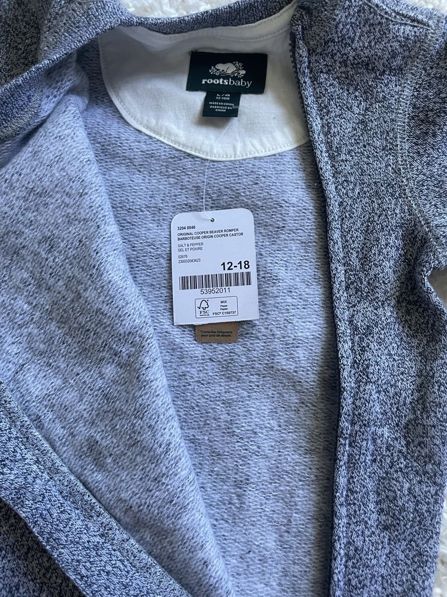 Pagliaccetti: Combinaison Roots Cooper gris 12-18 mois L – Nuovo e nell'imballaggio originale da Versoix venduto da Pti-pois 1