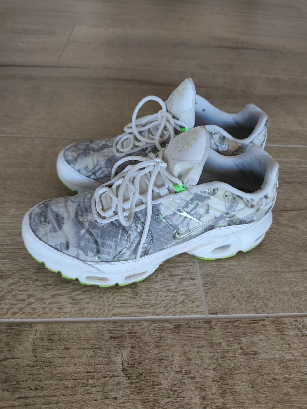 Nike Scarpe da uomo: Nike air max plus LX "vintage print" – Usato da Vilars NE venduto da Arcady05 1