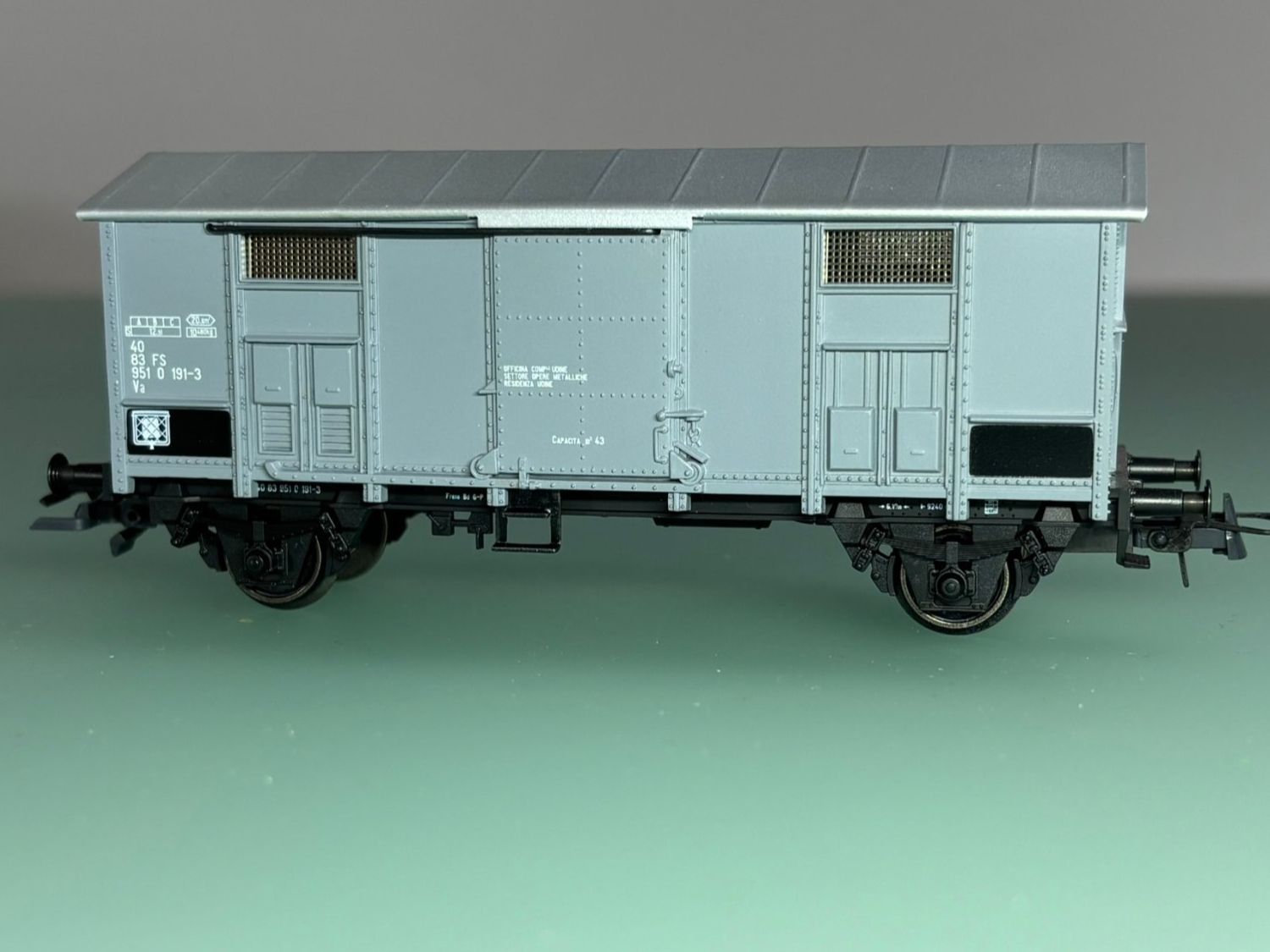 Märklin Modellini di ferrovie: FS  Va mit Spitzdach "Bauzug-Wagen" MÄRKLIN – Usato da SION venduto da Pef12 5
