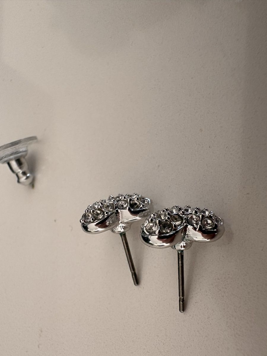 Swarovski Altri gioielli: Swarovski Set - Ohrstecker und Anhänger – Usato da Küttigen venduto da Tan12ja 1