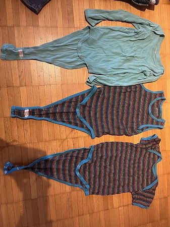 2 grosse Bodies Body 104-110