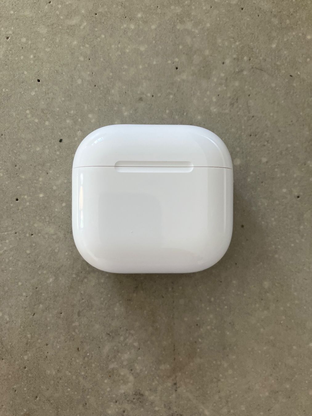 Apple Casques audio: APPLE AIRPODS 4 CASE ANC – D'occasion à Lausanne par mr.v 1