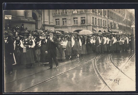 Cartoline postali: Foto-AK Bern, Kantonal. Sängerfest 1920 – Usato da Berlin venduto da bartko-reher