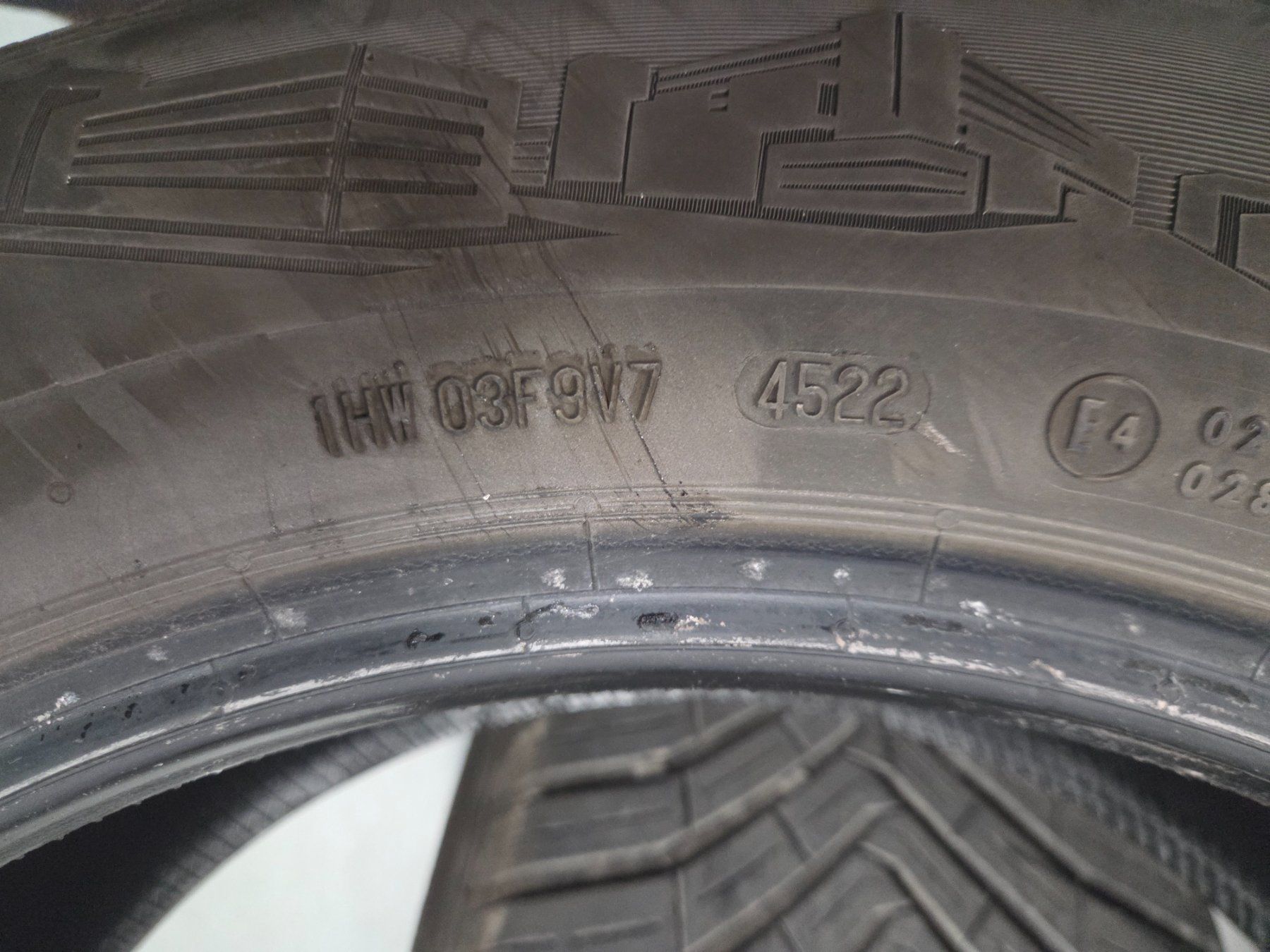 Pneumatici & Ruote complete: Continental    225 / 60 R 17 V XL – Usato da Fischbach-Göslikon venduto da Emanuel.Bardhi 2