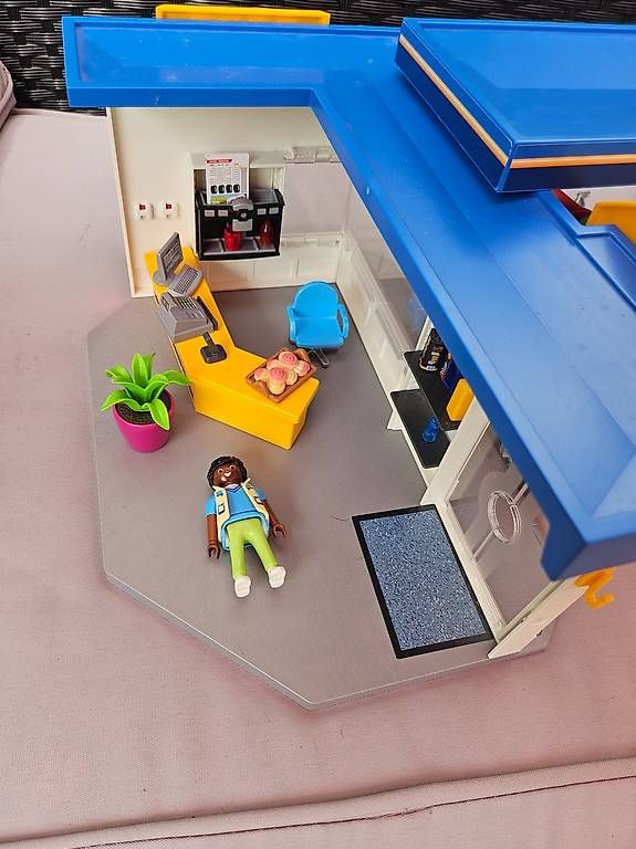 Spielzeuge: Playmobil grosse Tankstelle – Gebraucht aus Sennhof von Venus84 3