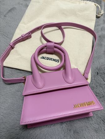 Jacquemus Handtasche Lila Leder Klein