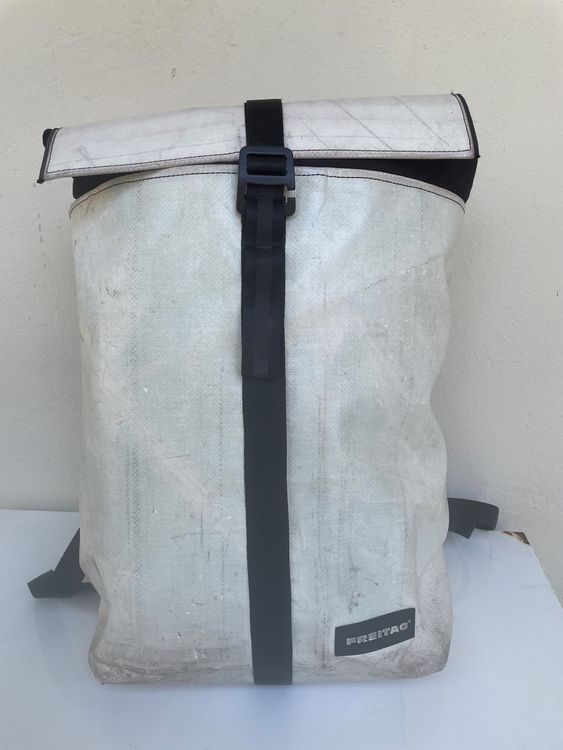 Freitag Rucksack F155 CLAPTON/ all white (Gebraucht) in Basel für