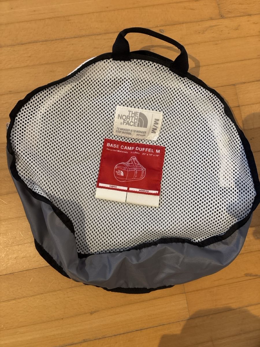 North Face Rucksäcke: The North Face Base Camp Duffel M weiss – Neu (gemäss Beschreibung) aus Haldenstein von Alexa.R 1