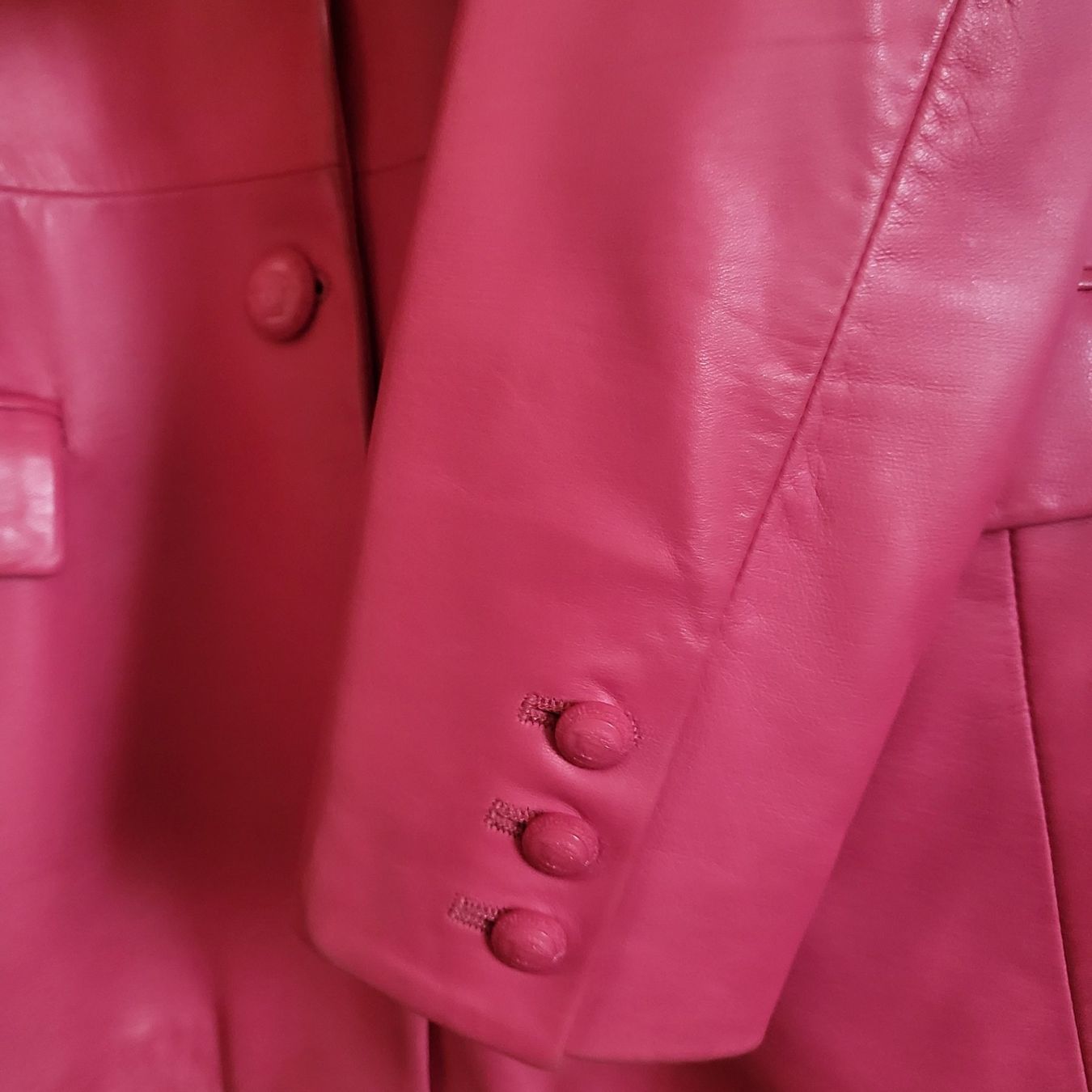 Versace Jacken: Veste en cuir pour femme Gianni Versace – Gebraucht aus Neuchâtel von wikit 3