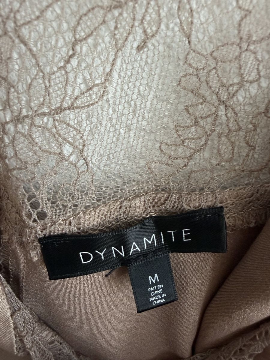 Top: Haut Dynamite satin avec dentelle beige taille M – Nuovo (secondo la descrizione) da Champéry venduto da mag_zt5z 2