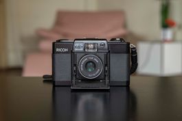 Ricoh FF-1s analoge Kompaktkamera