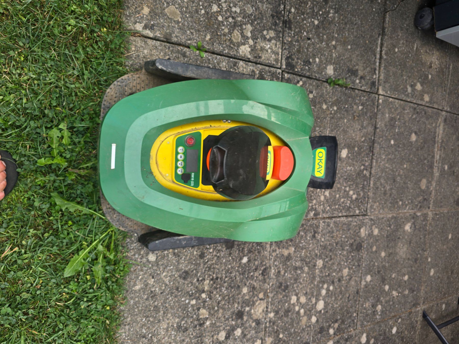 Tondeuses à gazon: Robot per Giardino – D'occasion à Gerlafingen par Scalise 3
