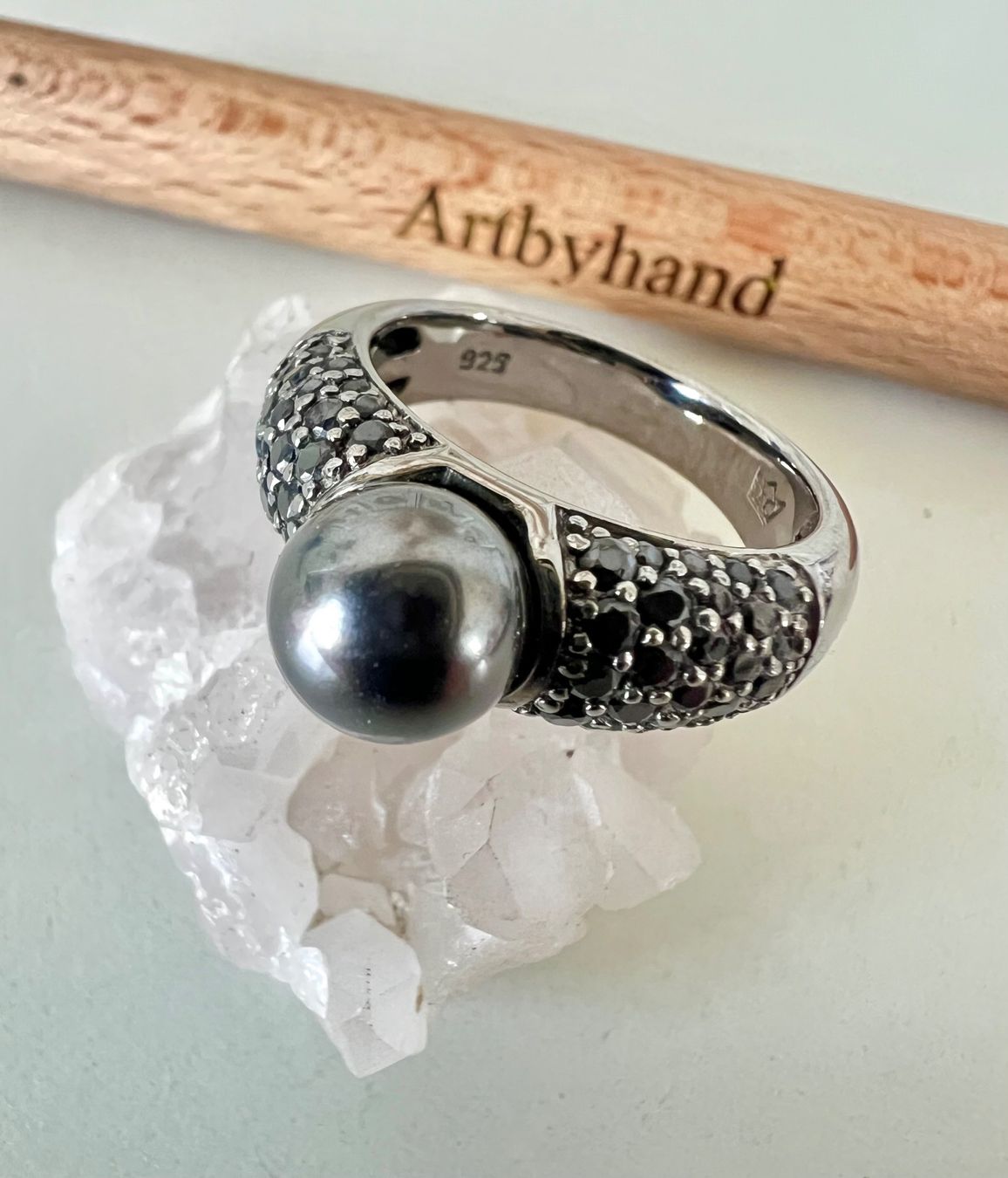 Anelli: 925 Silberring mit dunkler Zucht-Perle & Pavé Besatz – Usato da Ruswil venduto da artbyhand 1