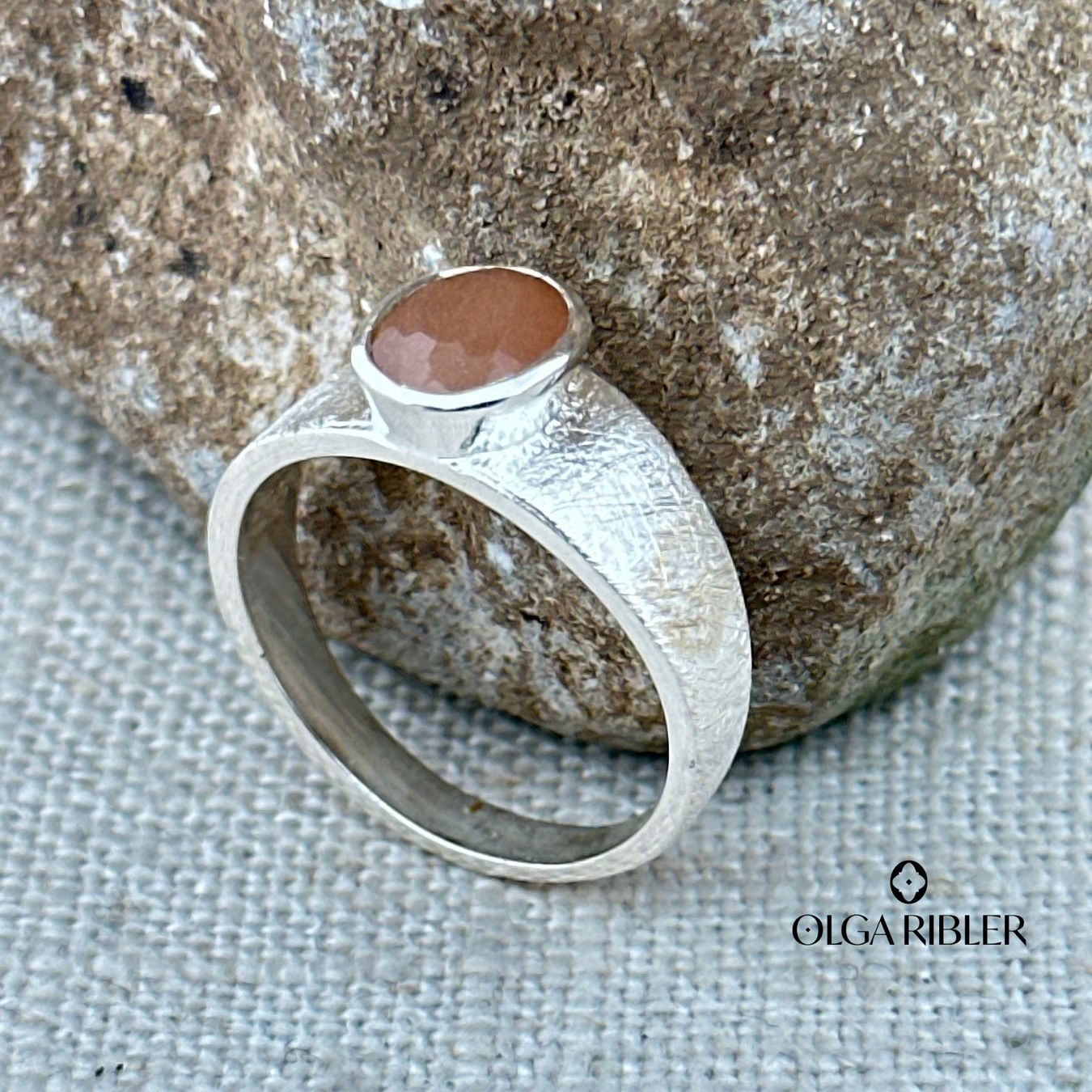 Olga Ribler Anelli: Silber Ring 925 mit Braunem Mondstein Grösse 57 – Nuovo (secondo la descrizione) da Luzern venduto da Schmuckoutlet 4