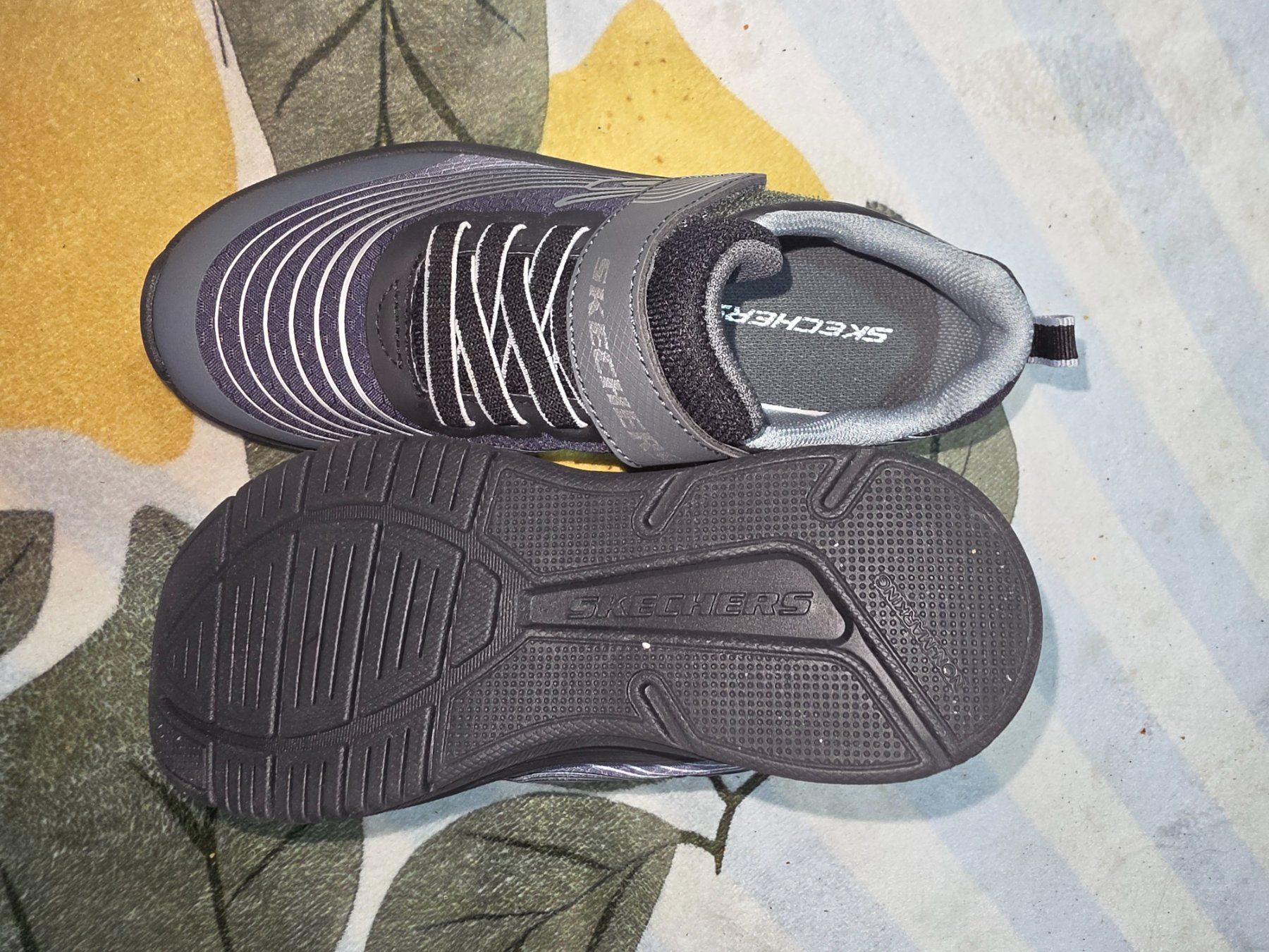 Skechers Scarpe per ragazzi: Skechers gr 34 neu – Nuovo (secondo la descrizione) da Zermatt venduto da ancise