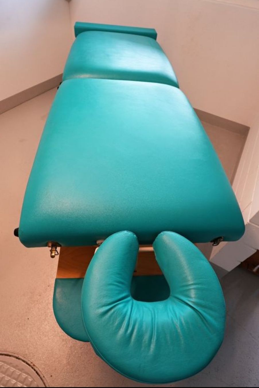 Sedie a sdraio: Massageliege oakworks Klappbar Tuerkis – Usato da Wetzikon ZH venduto da Paulo_1243
