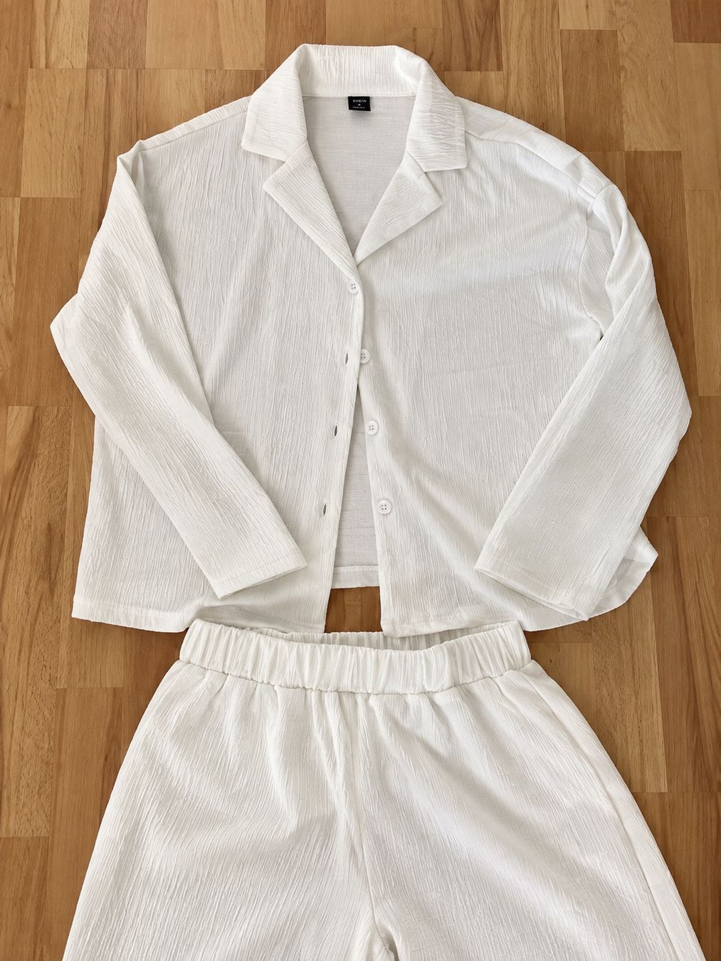 Shein Completi & Tailleur: Set von Shein, Grösse S, Neuwertig – Nuovo (secondo la descrizione) da Kirchberg BE venduto da lea_kb6y