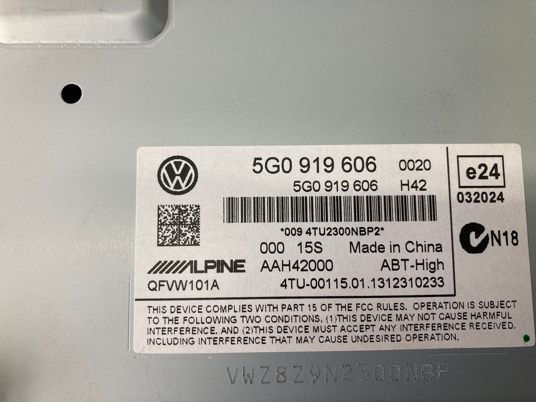 Navigationsgeräte: Volkswagen 5G0919606 Einbau-Navigationsgerät – Gebraucht aus Cham von WB2223 2