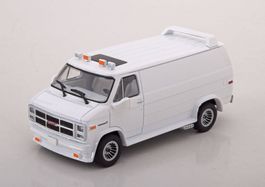 GMC Vandura Custom 1983 weiss     1:43 von Greenlight