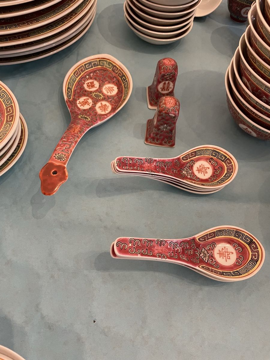 Set di piatti: Asiatisches Geschirrset ca 84-teilig – Usato da Domat-Ems venduto da Amanda78 5