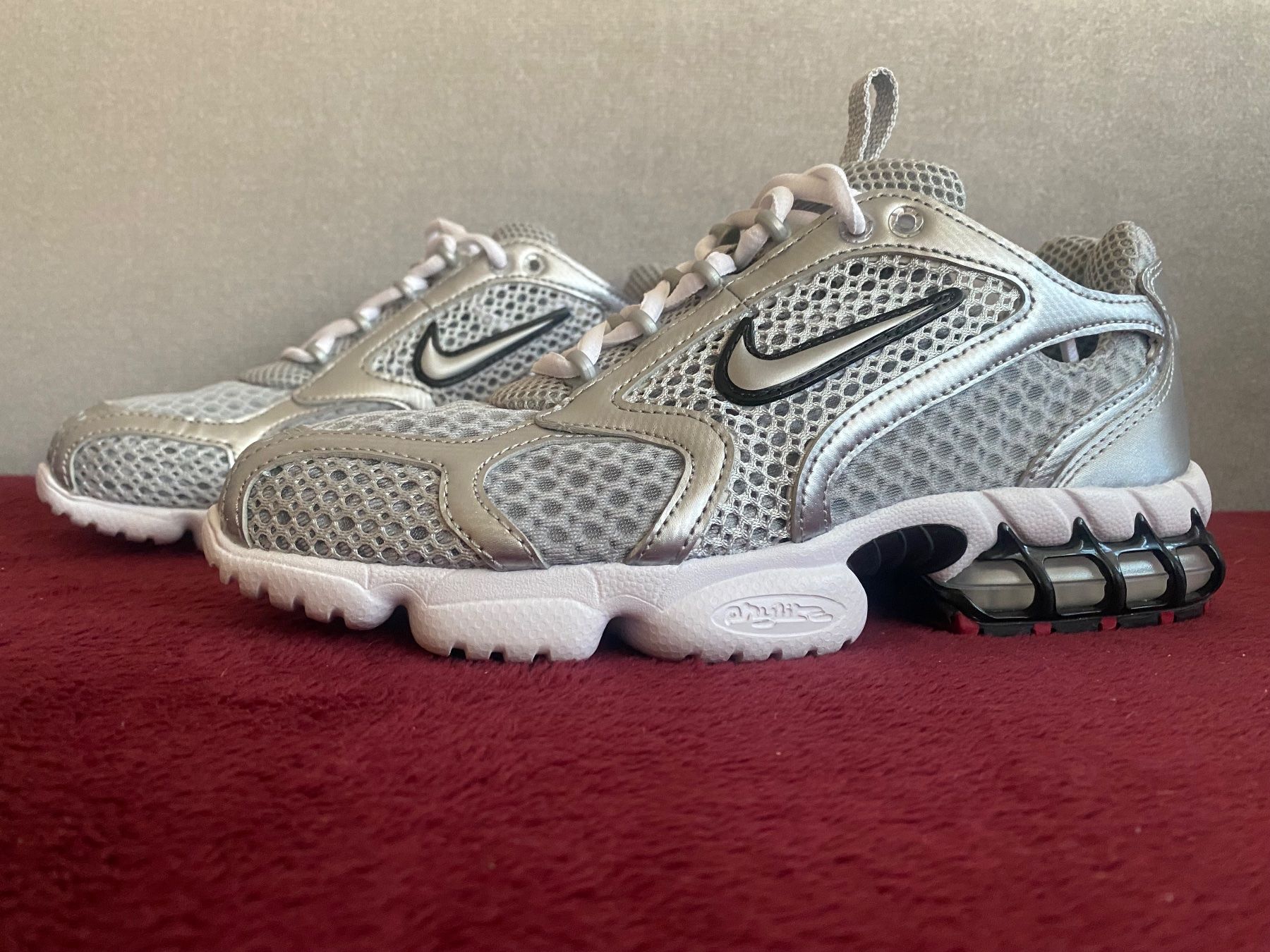Nike Scarpe da uomo: Nike Schuhe 38,5 – Nuovo (secondo la descrizione) da Bern venduto da nat_vvz9 1