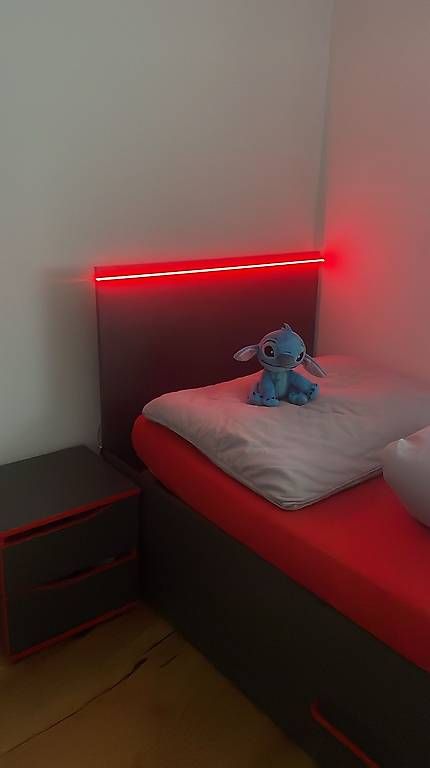 Letti: Gamingbett Bett mit Schreibtisch – Usato da Domat/Ems venduto da Shadow_08 2