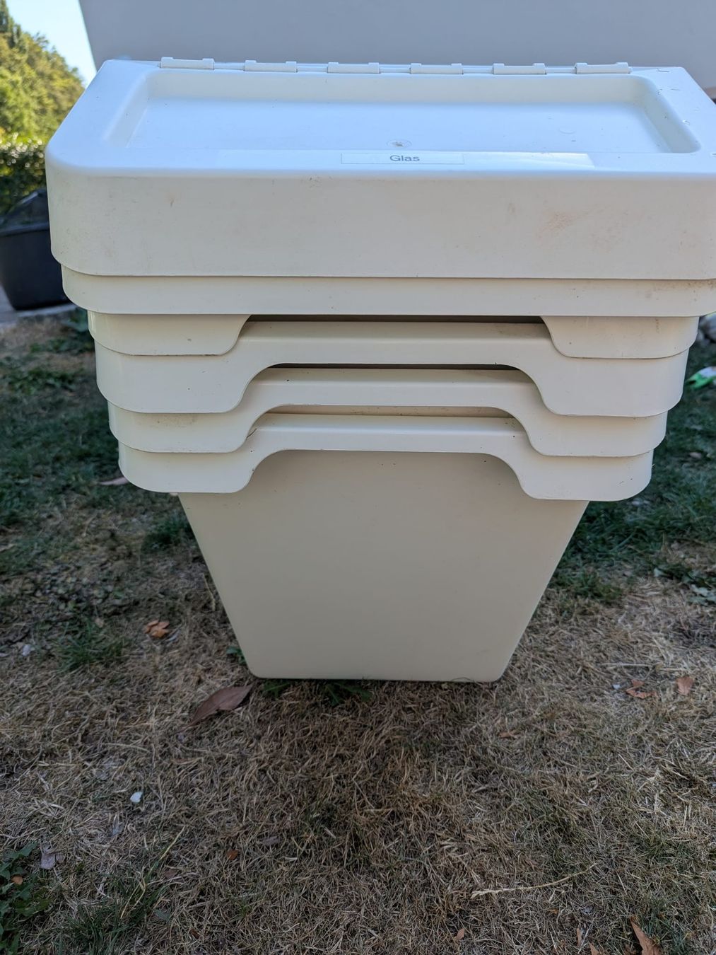 Poubelles: Abfallkiste – D'occasion à Täuffelen par Seeberg-ag.ch 1