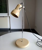 60 Jahre Tischlampe, Metall