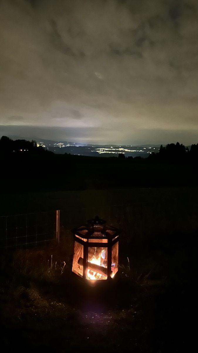 Cheminée d'extérieur: Feuerkorb Feuerschale – D'occasion à Hinwil par Merxes 3