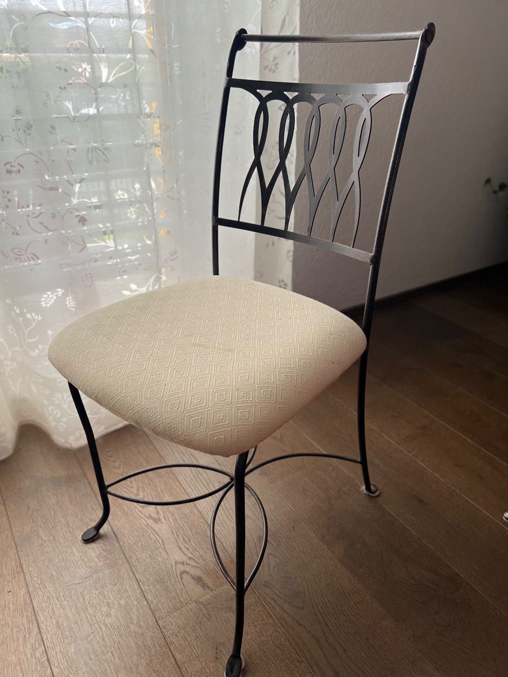 Interio Sedie: Limited Edition Stuhl – Usato da Aesch LU venduto da HSchnitzler