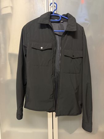 Zara Jacke schwarz Reissverschluss Grösse S gebraucht