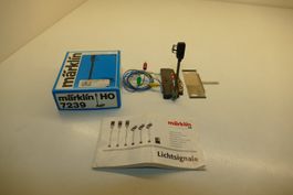Märklin H0: K-Gleis Lichthauptsignal K.Nr. 7239 Einheit 4