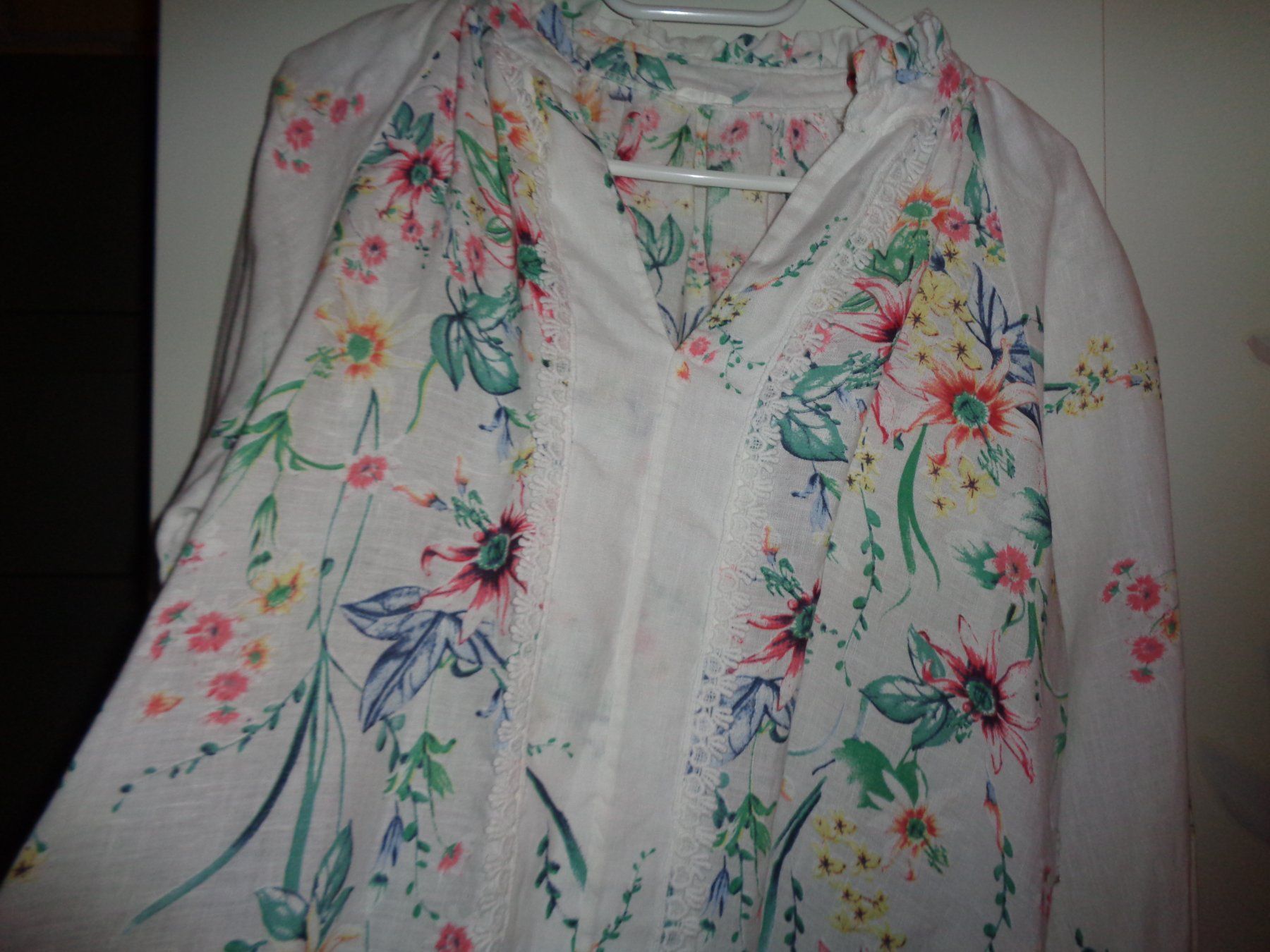 Camicette: *** schöne Leinen Bluse *** / Details – Usato da Othmarsingen venduto da Leuchtturmlady 2