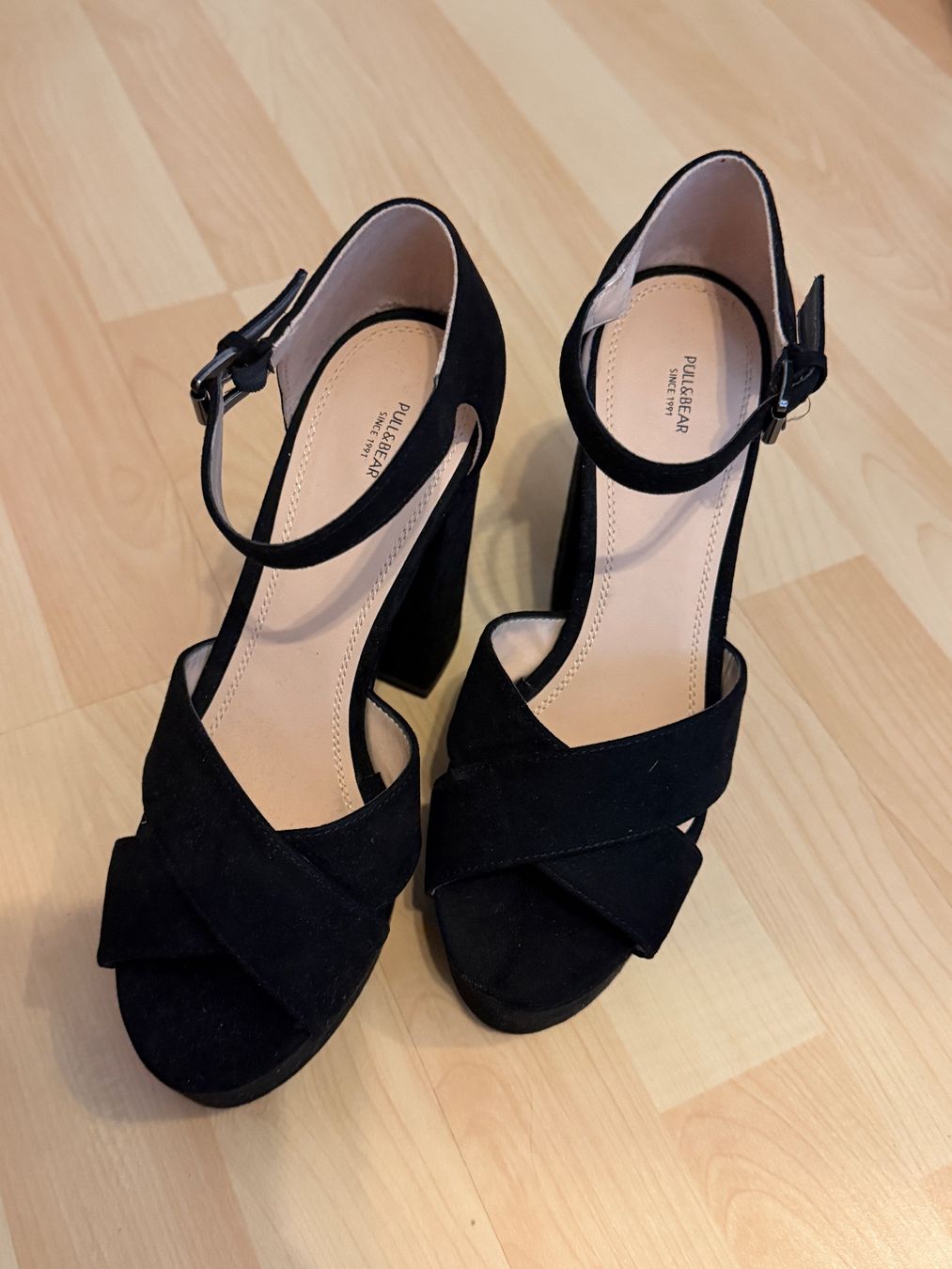 Pull&Bear Chaussures femmes: High Heels schwarz, Grösse 39 Pull&Bear – Neuf avec emballage d'origine à Hochdorf par maj_869r 1
