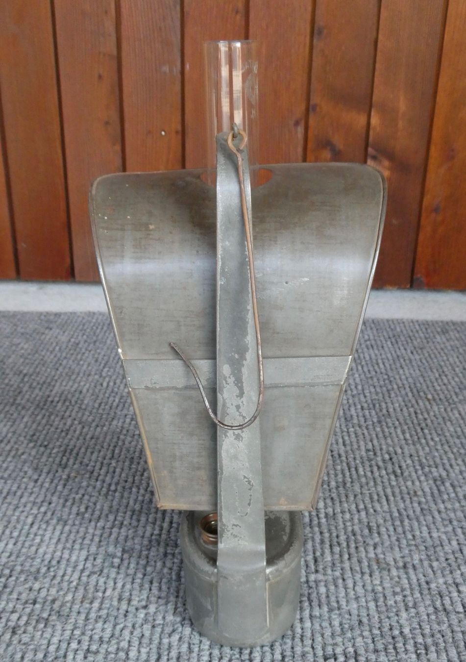 Lampade: antike Petrollampe aus Blech zum aufhängen oder hinstellen – Usato da Lüchingen venduto da Eeizo 5