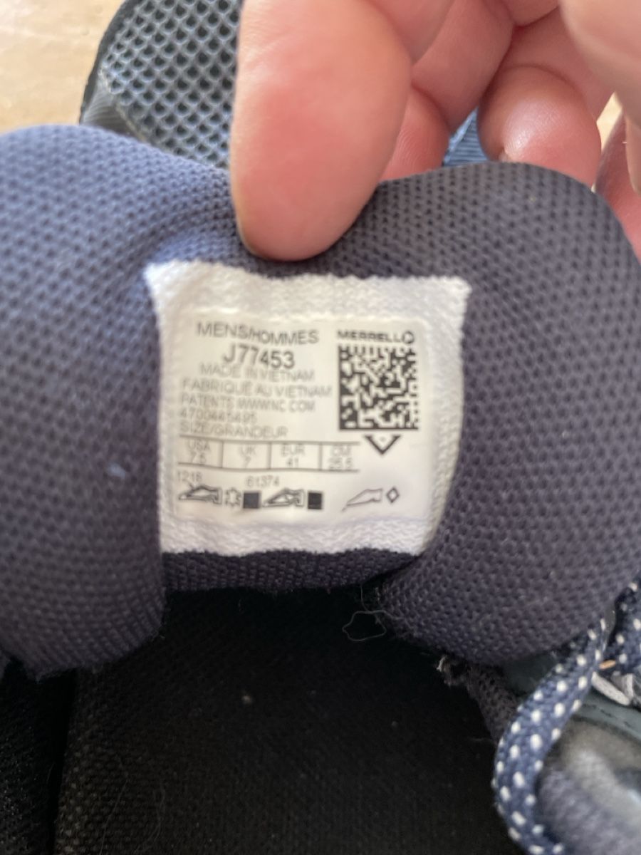 Merrell Chaussures hommes: Merrell  Wanderschuhe, Grösse 41 - kaum getragen – D'occasion à Buch SH par bea_7sqv 5