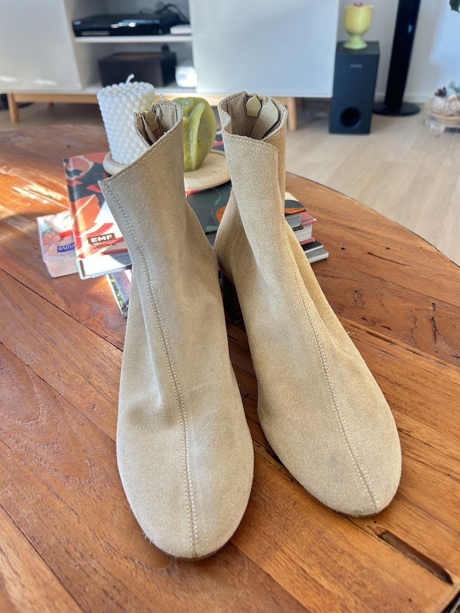 Mango Scarpe da donna: Mango Stiefeletten beige Grösse 38 Wildlederoptik neu – Nuovo (secondo la descrizione) da Schaffhausen venduto da Casadenobile