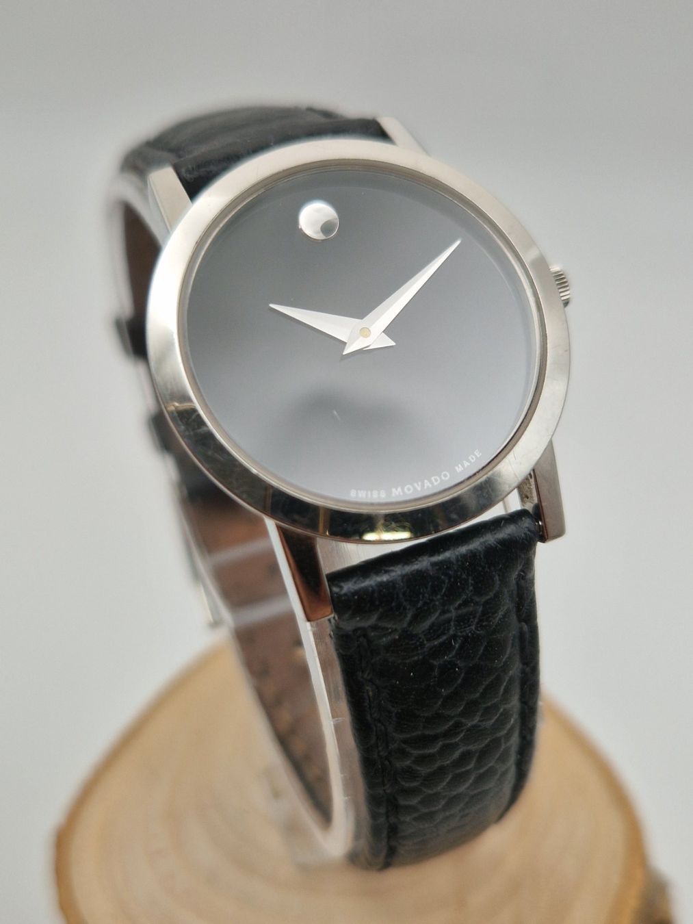 Movado Orologi: Movado museum - quartz - 26mm – Usato da Sembrancher venduto da nat_k8yk