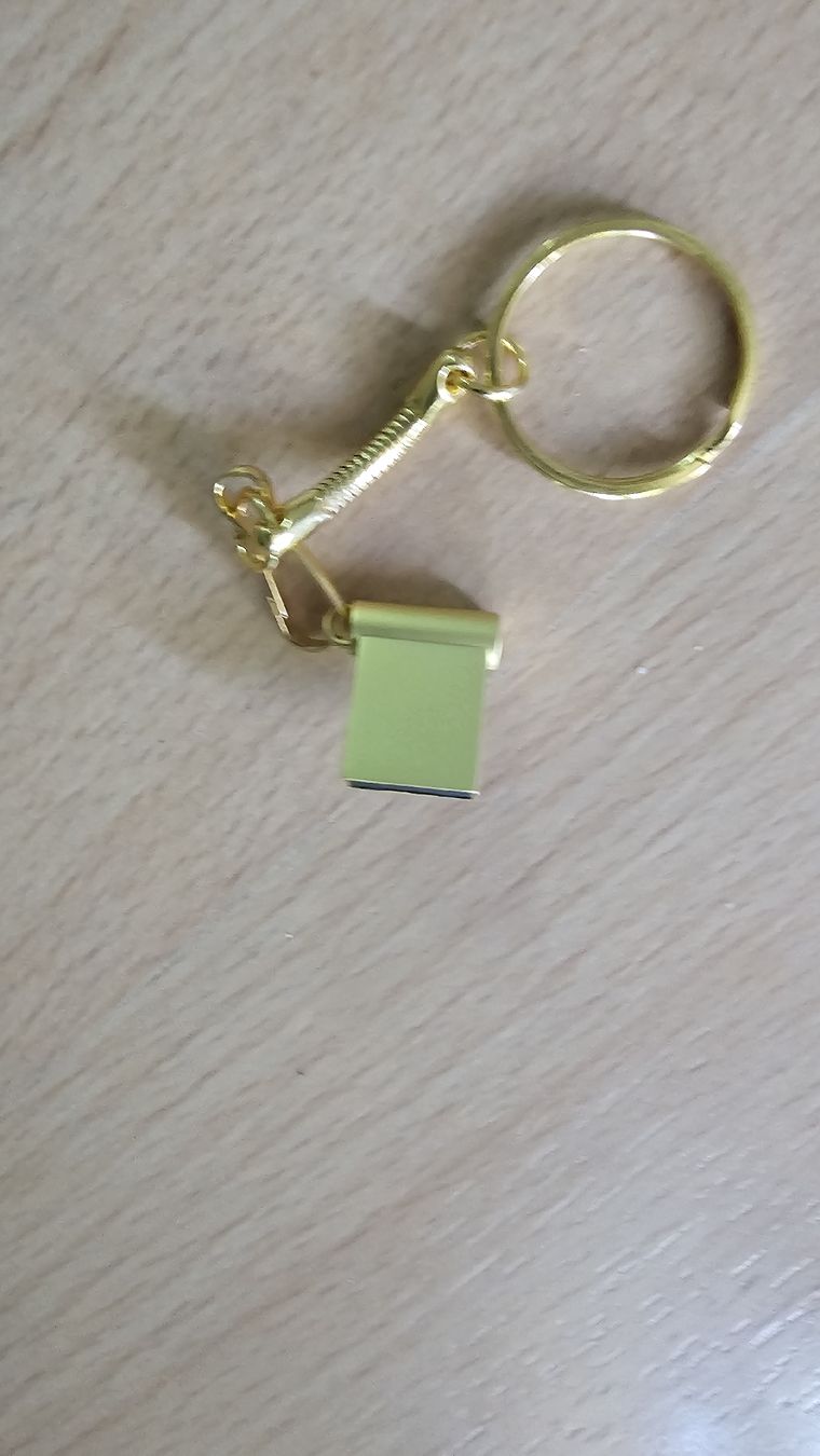 Chiavette USB: usb speicher 64GB – Nuovo (secondo la descrizione) da St.Gallen venduto da big_tipp 1