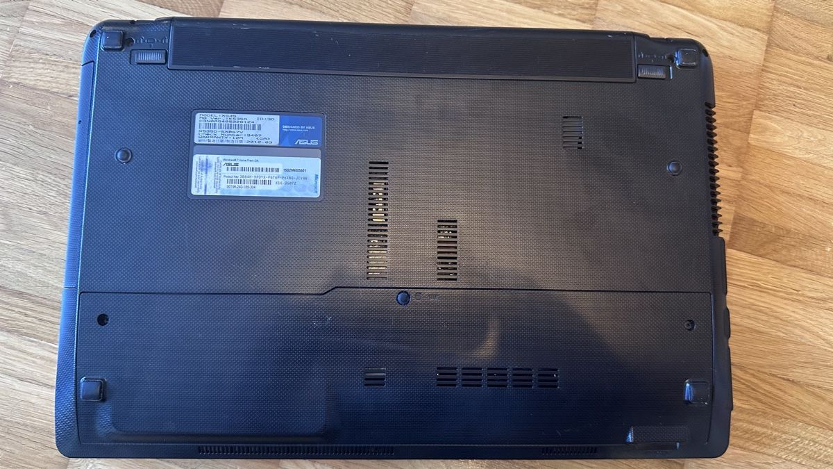 Asus Notebook: ASUS X53S —  15.6" Notebook – Usato da Wädenswil venduto da dai_2bcv 4