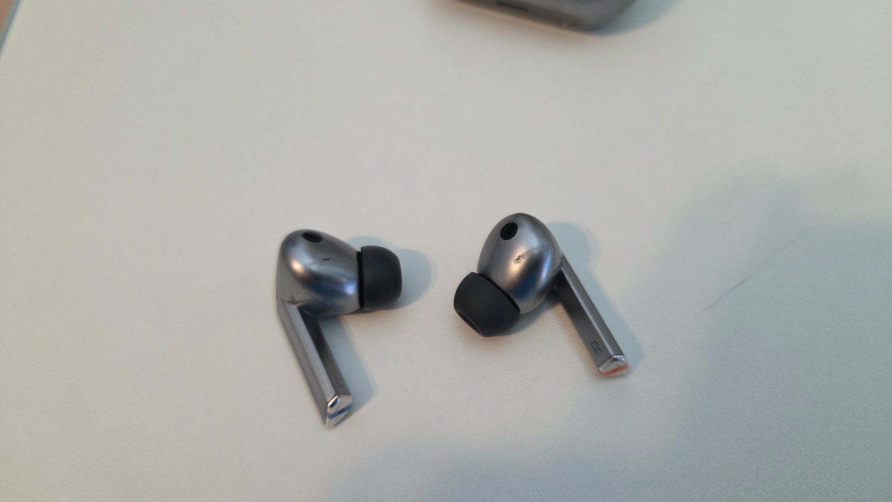 Samsung Kopfhörer: Samsung Galaxy Buds3 Pro – Gebraucht aus Bachenbülach von nola690 5