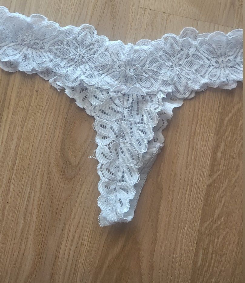 Sonstige Unterwäsche: Tanga weiss gewaschen – Gebraucht aus Suhr von jes_rtc9 1