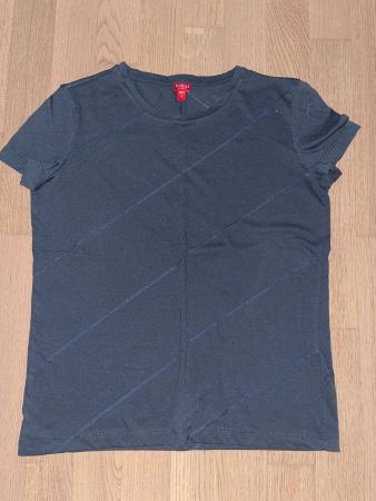 T-Shirt - Guess