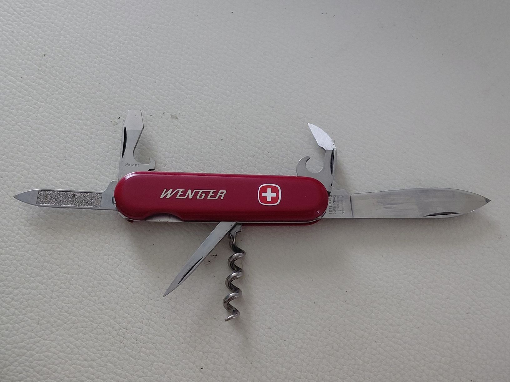 Wenger Taschenmesser: Original Wenger Commander 85mm Sackmesser, rot, Top! – Neu (gemäss Beschreibung) aus Belp von mar_76s8