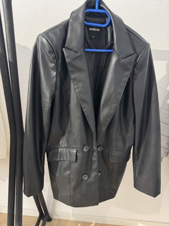 Zebra Blazer Kunstleder Schwarz Grösse M neuwertig