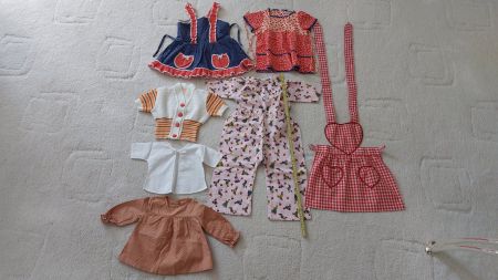 6 Kinderkleider Vintage aus  60er & 70 er Jahre ver. Grösse