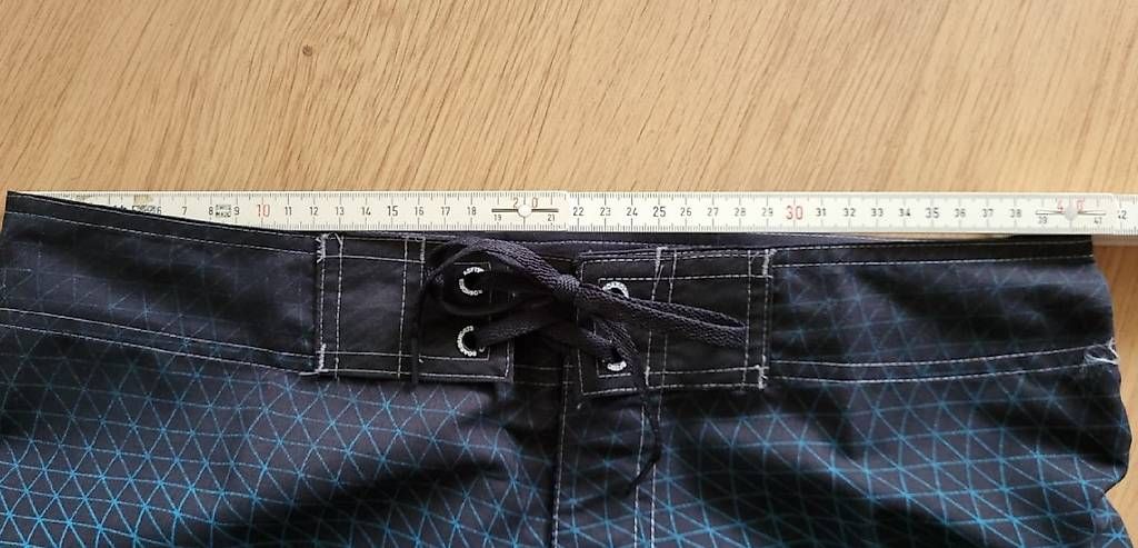 Pantaloni: Boardshorts / Surfshorts Gr. 32 – Nuovo (secondo la descrizione) da Pratteln venduto da Se-s 4